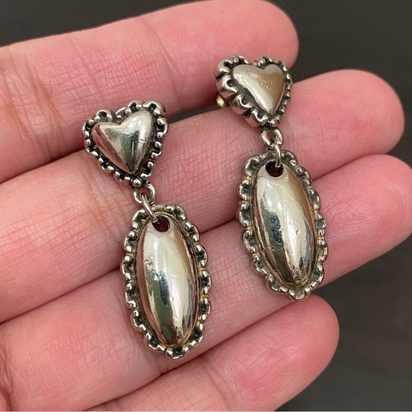 Designer Collection Silver-tone Heart Drop Dangle Earrings - Picture 8 of 10